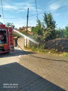 GÖNEN’DE YANGIN PANİĞİ