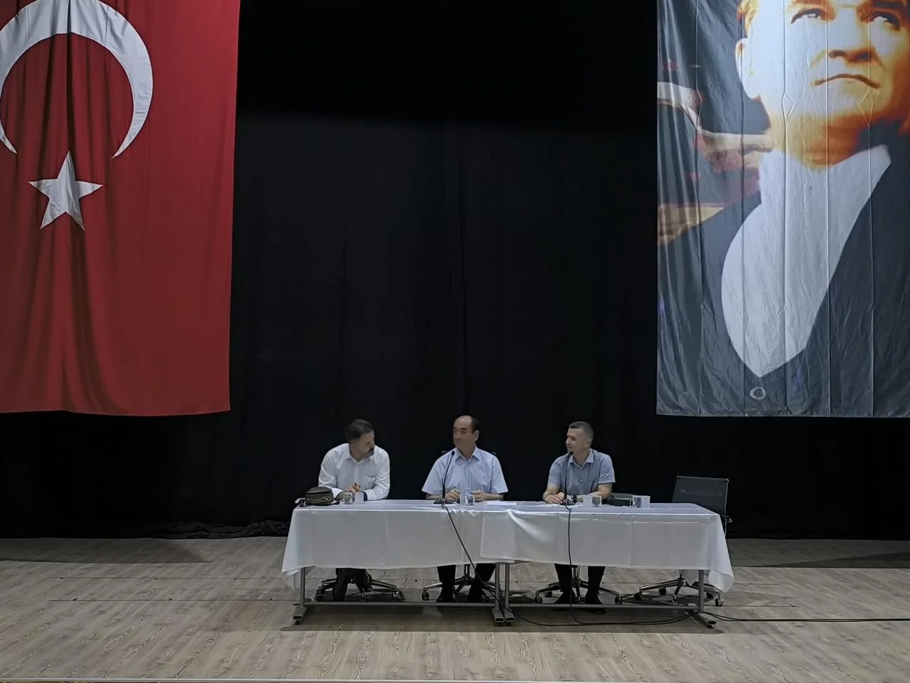 GÖNEN’DE MUHTARLAR TOPLANTISINDA KRİTİK GÜNDEMLER