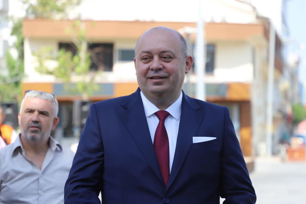 GÖNEN BELEDİYESİNİN BAŞI DOLANDIRICILARLA DERTTE