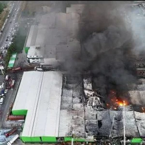 Teksüt Fabrikası’nda yangın: 2 işçi yaşamını kaybetti, hasar büyük