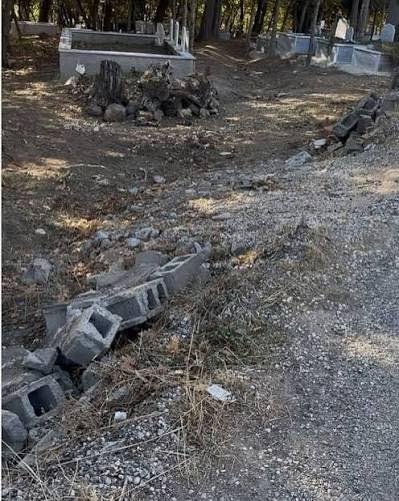 6 Yıldır Yapılamayan Mezarılık Duvarı CHP’ye Emanet - 2