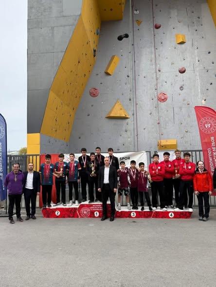 Işıl İpek Ortaokulu Tırmanışta Tarih Yazdı! - 2