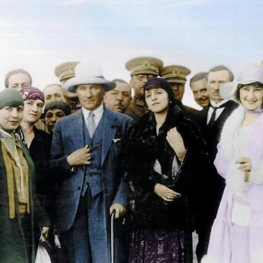 Türk Kadınına Seçme ve Seçilme Hakkı 91 Yıl Önce Bugün Verildi