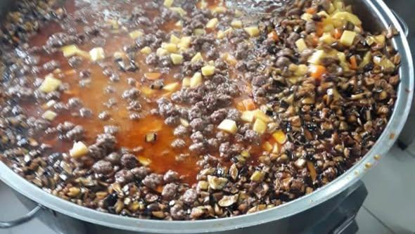 2 km diye taşınmayan çocuklara yemek de yok! - 2