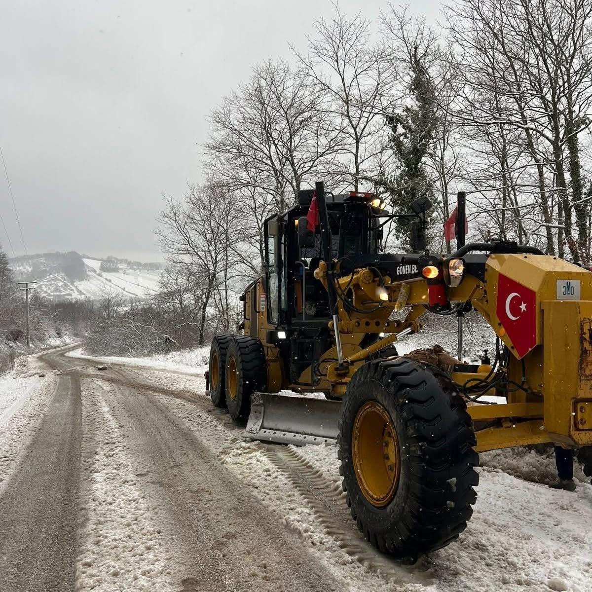 Gönen Belediyesi Kar Mesaisinde - 2